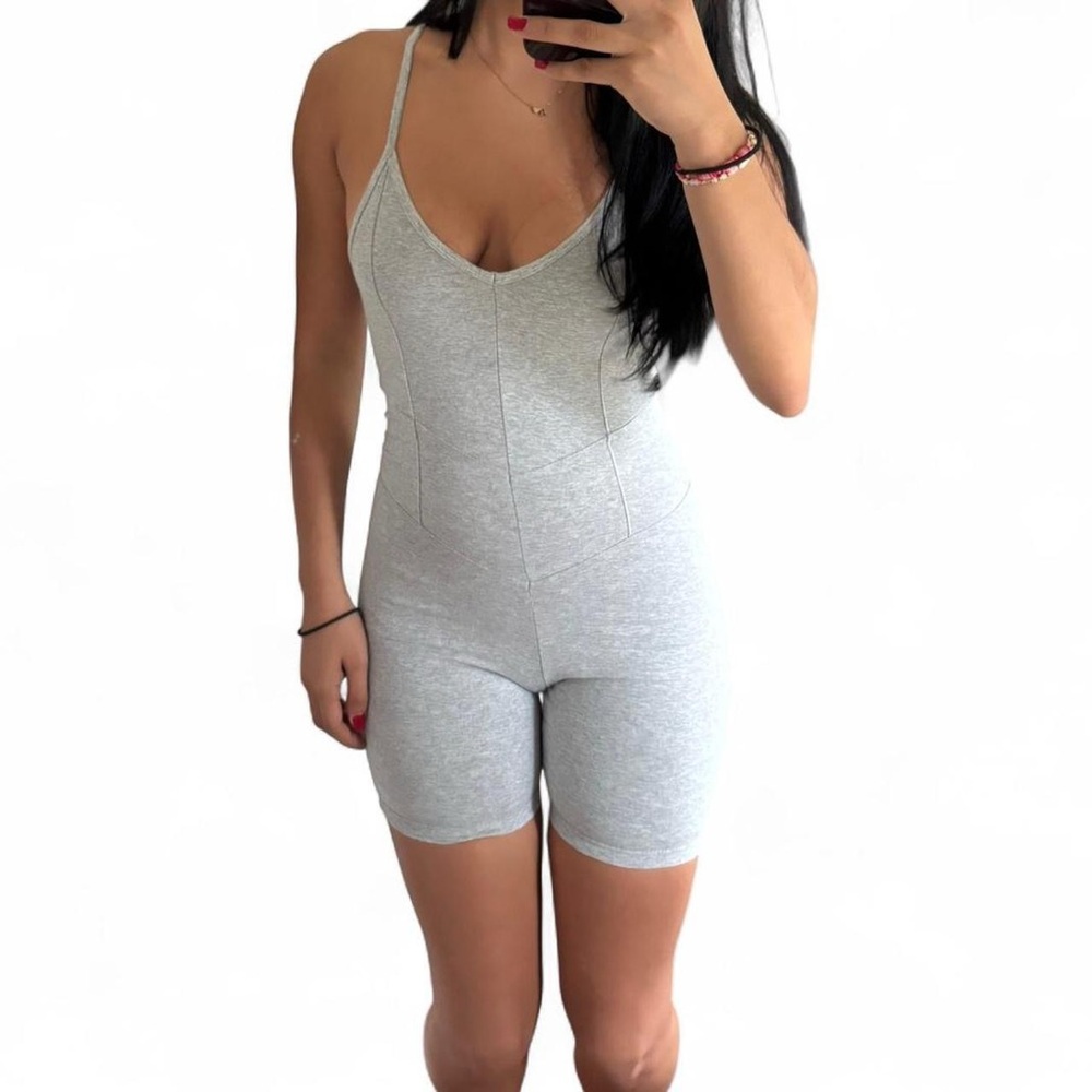 Forever 21 Gray Sleeveless Romper